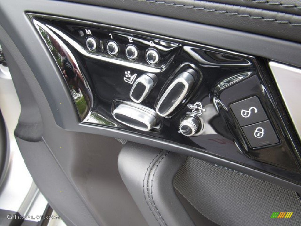 2016 Jaguar F-TYPE R Convertible Controls Photos