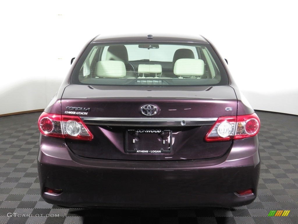 2013 Corolla LE Special Edition - Black Currant Metallic / Bisque photo #6