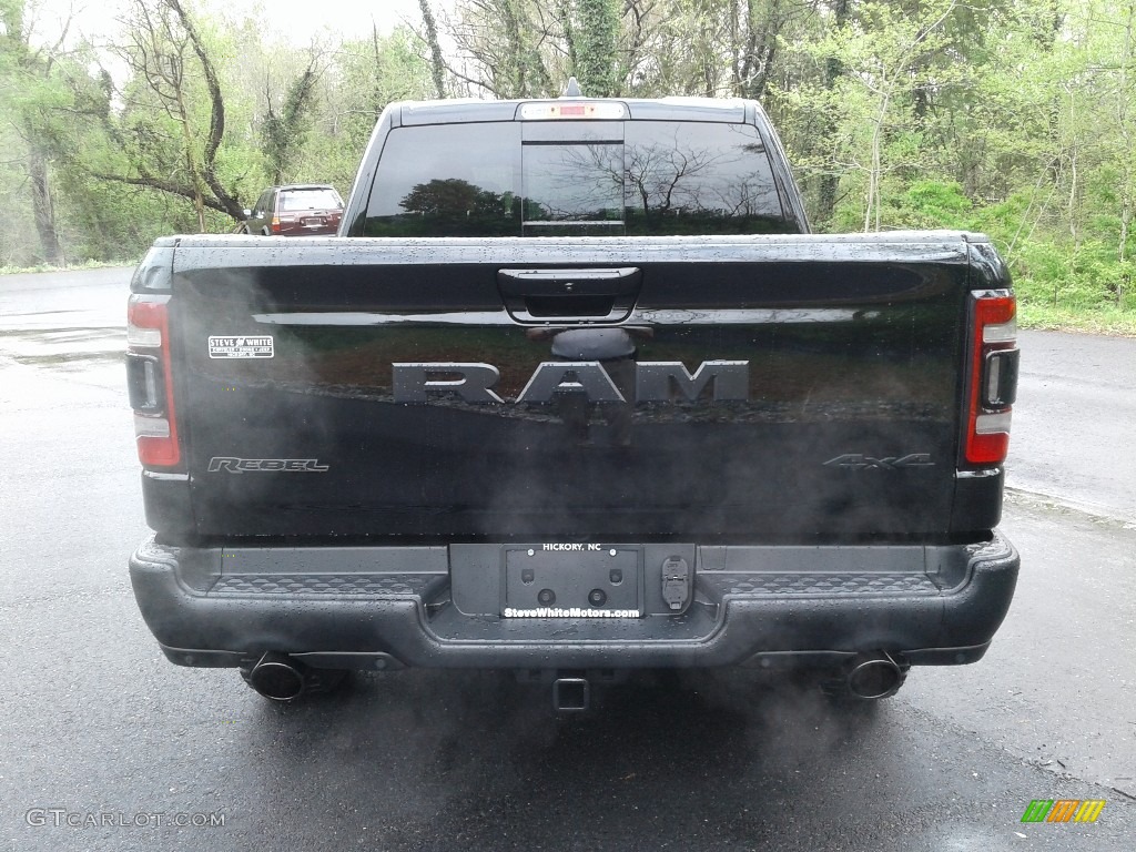 2019 1500 Rebel Crew Cab 4x4 - Diamond Black Crystal Pearl / Black/Red photo #7