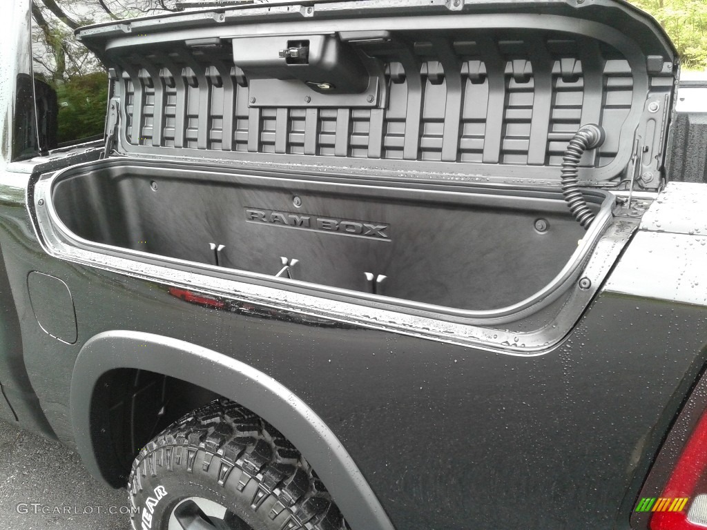 2019 1500 Rebel Crew Cab 4x4 - Diamond Black Crystal Pearl / Black/Red photo #9
