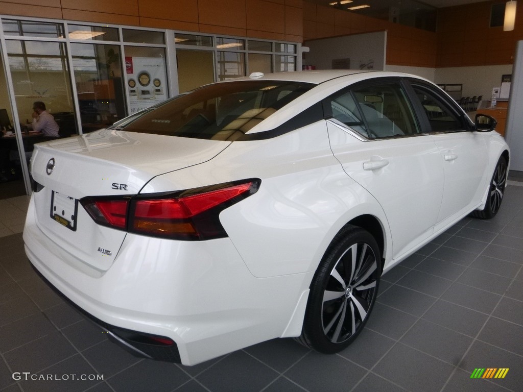 2019 Altima SR AWD - Pearl White / Charcoal photo #3