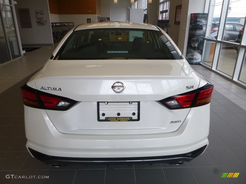 2019 Altima SR AWD - Pearl White / Charcoal photo #4