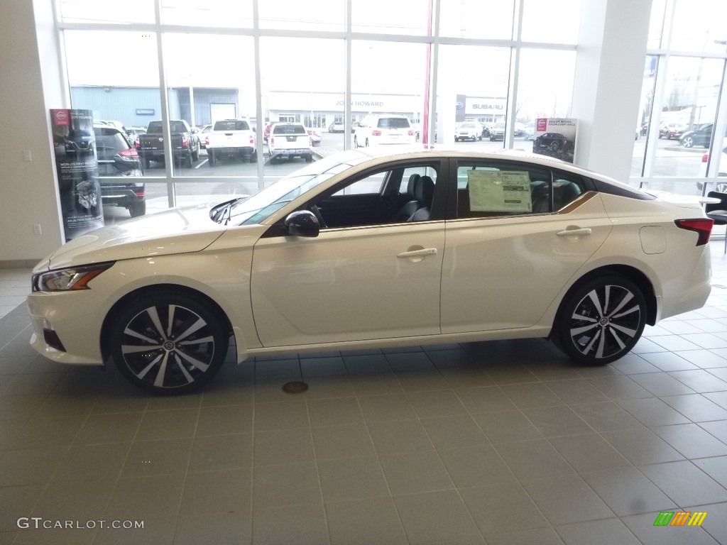2019 Altima SR AWD - Pearl White / Charcoal photo #6
