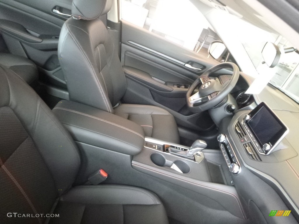 2019 Altima SR AWD - Pearl White / Charcoal photo #9
