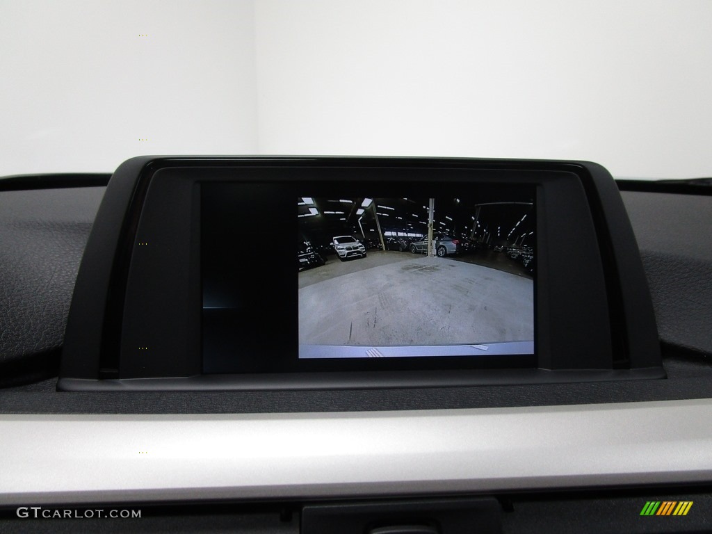 2018 3 Series 320i xDrive Sedan - Glacier Silver Metallic / Black photo #23
