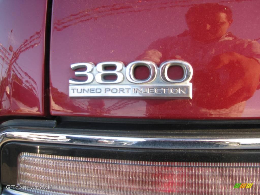 1992 Regal Limited Coupe - Medium Garnet Red Metallic / Red photo #5