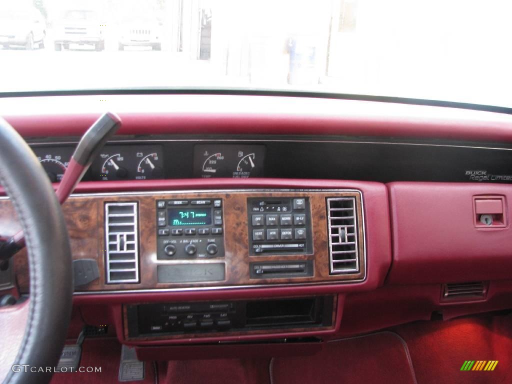 1992 Regal Limited Coupe - Medium Garnet Red Metallic / Red photo #8
