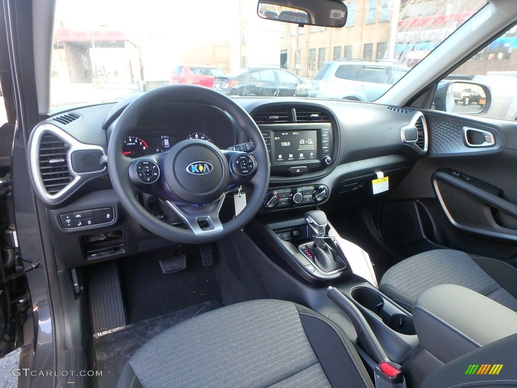 Gray Two-Tone Interior 2020 Kia Soul S Photo #132792572