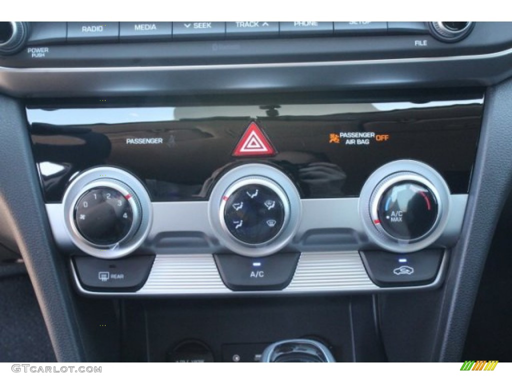 2019 Elantra SEL - Phantom Black / Beige photo #12