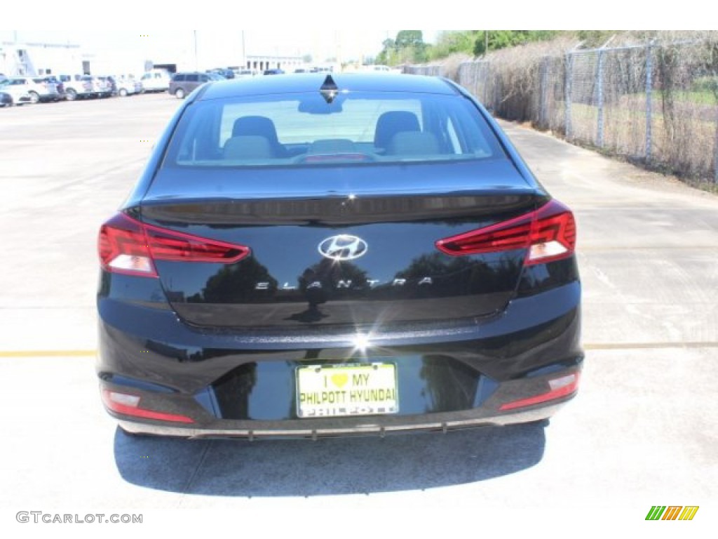 2019 Elantra Value Edition - Phantom Black / Black photo #7