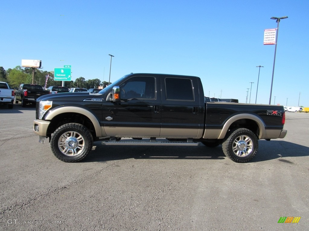 2011 F350 Super Duty Lariat Crew Cab 4x4 - Tuxedo Black / Adobe photo #2