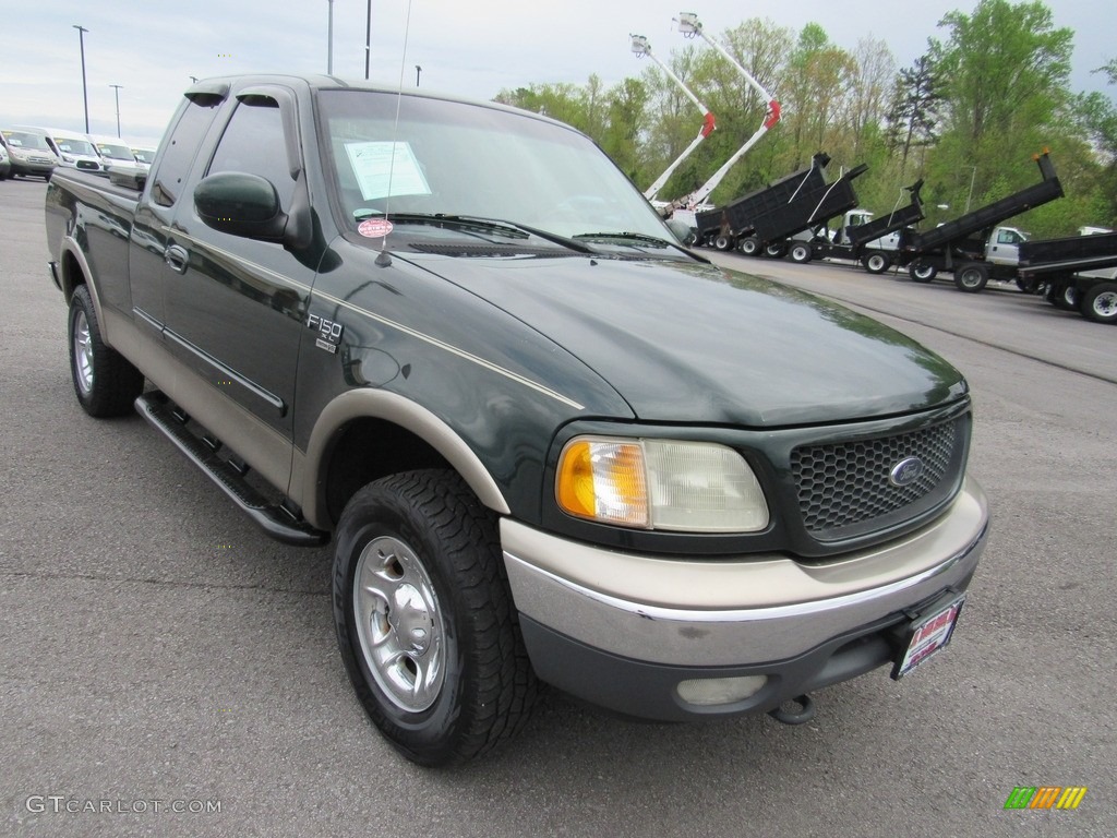 2001 F150 Lariat SuperCab 4x4 - Dark Highland Green Metallic / Medium Parchment photo #48