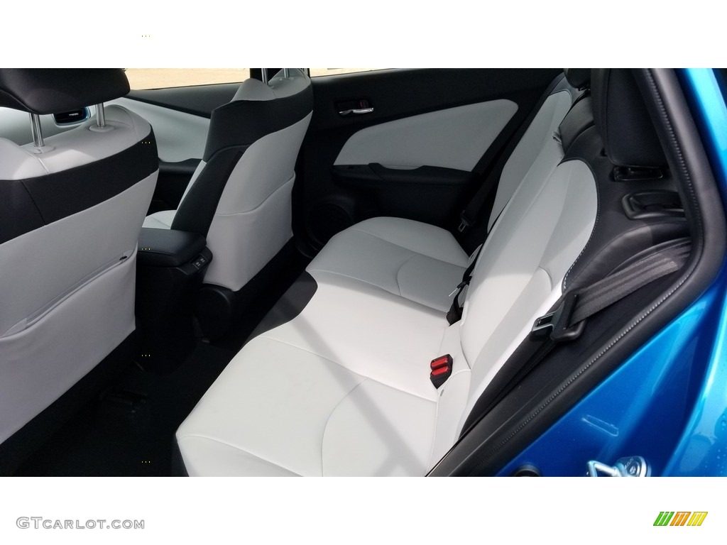 2019 Prius XLE AWD-e - Electric Storm Blue / Moonstone photo #3