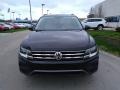 Deep Black Pearl - Tiguan SE 4MOTION Photo No. 2
