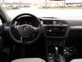 Deep Black Pearl - Tiguan SE 4MOTION Photo No. 4