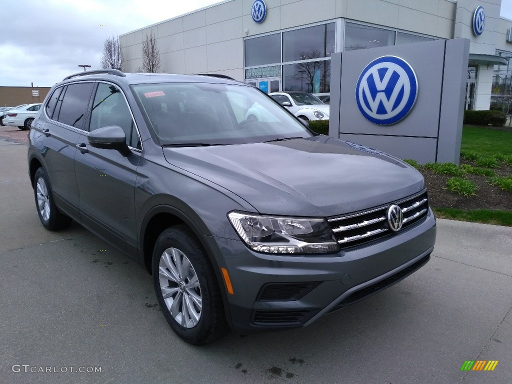 Platinum Gray Metallic 2019 Volkswagen Tiguan SE 4MOTION Exterior Photo #132802592