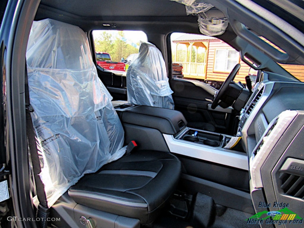 2019 F450 Super Duty Platinum Crew Cab 4x4 - Agate Black / Black photo #11