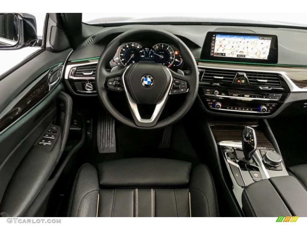 2019 5 Series 530i Sedan - Jet Black / Black photo #4