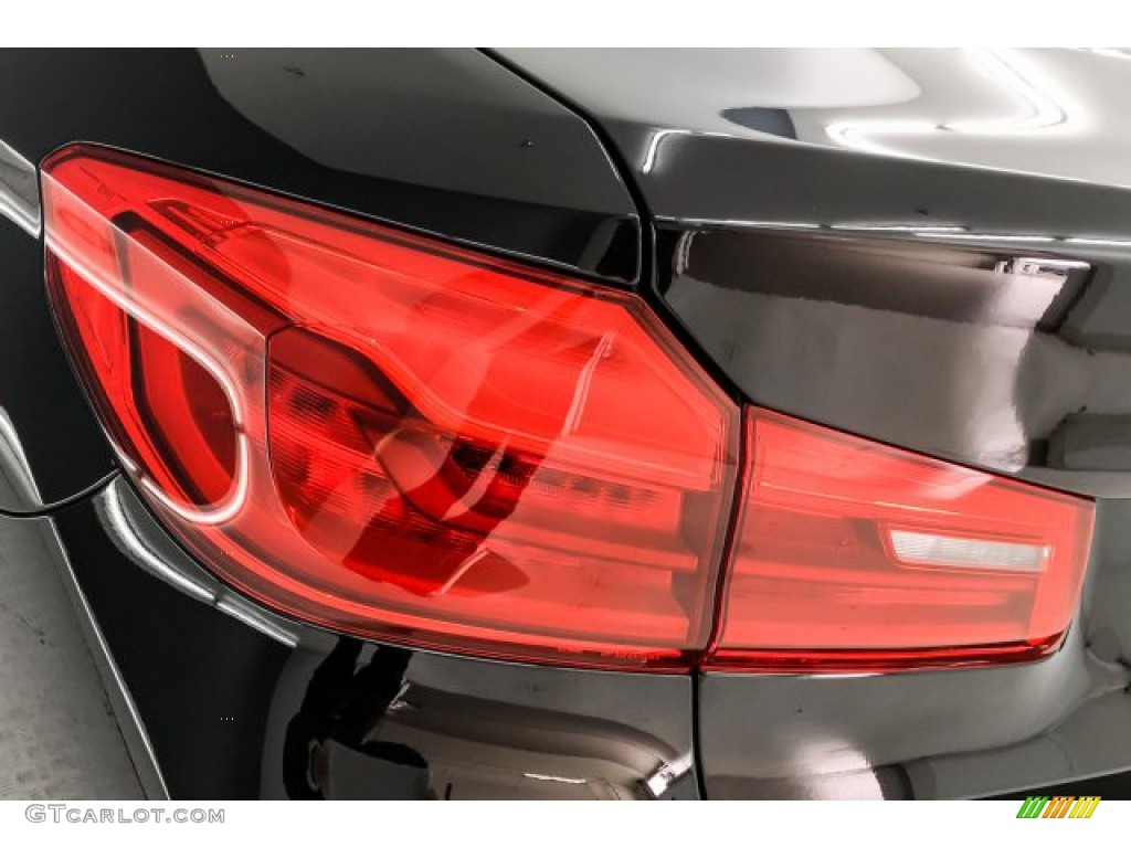 2019 5 Series 530i Sedan - Jet Black / Black photo #25