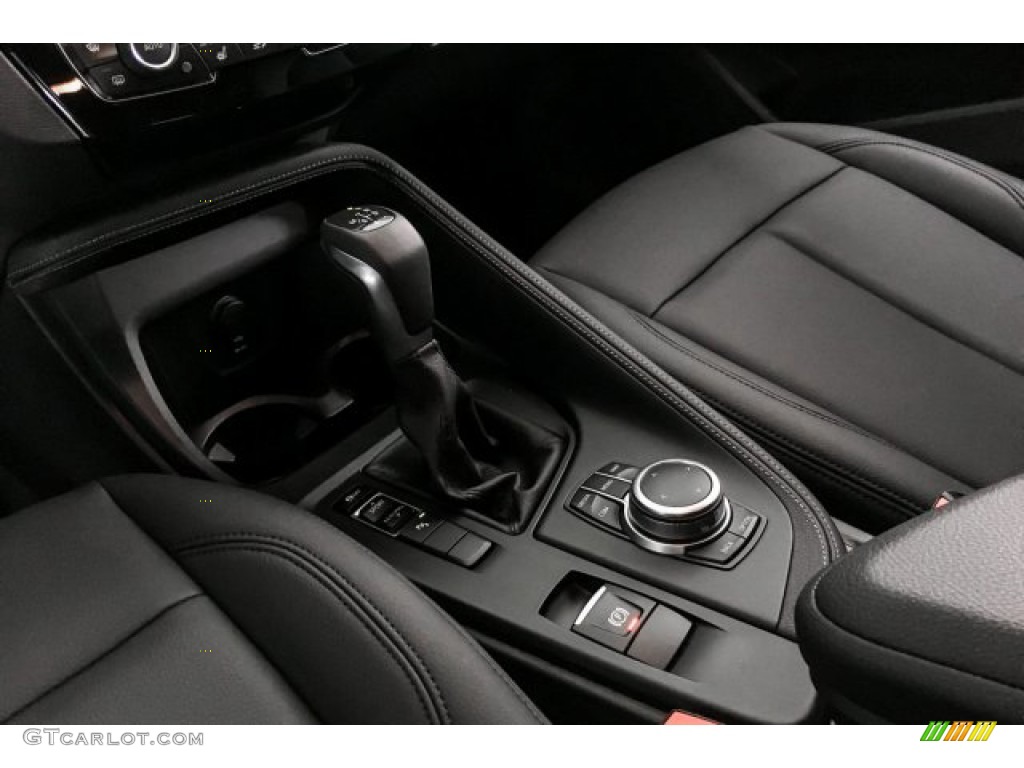 2019 X1 sDrive28i - Jet Black / Black photo #21