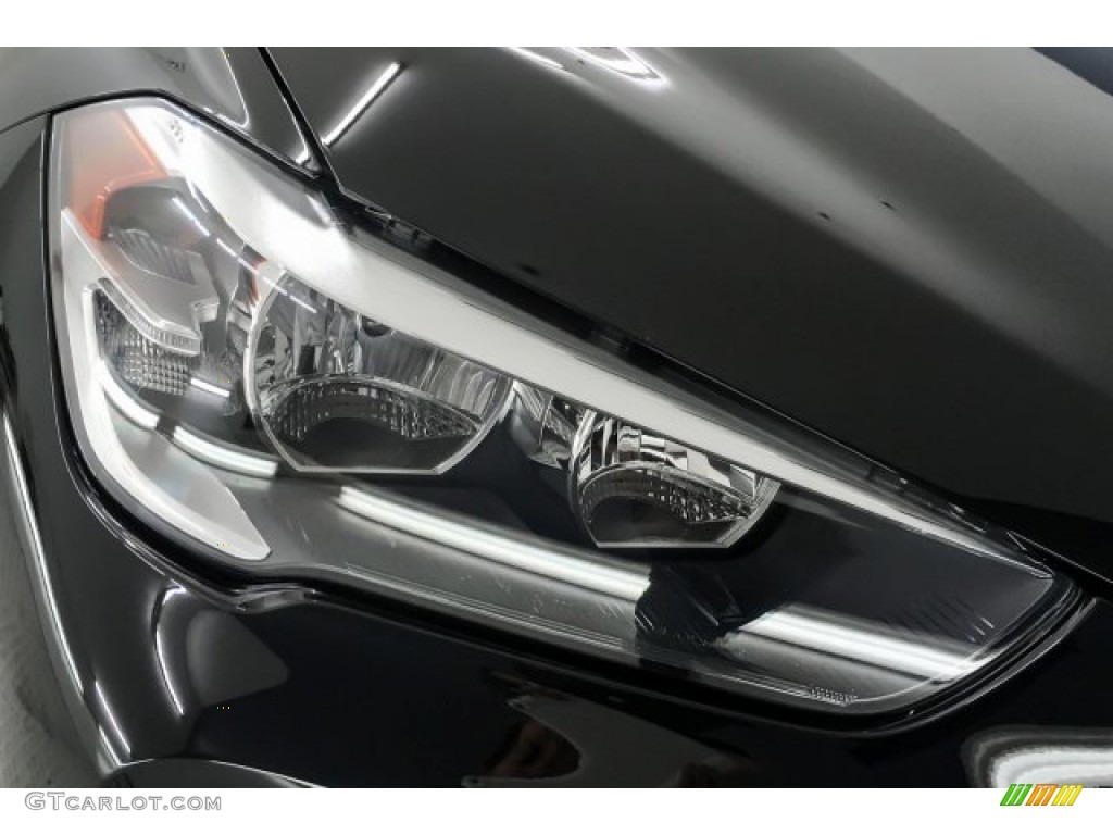 2019 X1 sDrive28i - Jet Black / Black photo #30