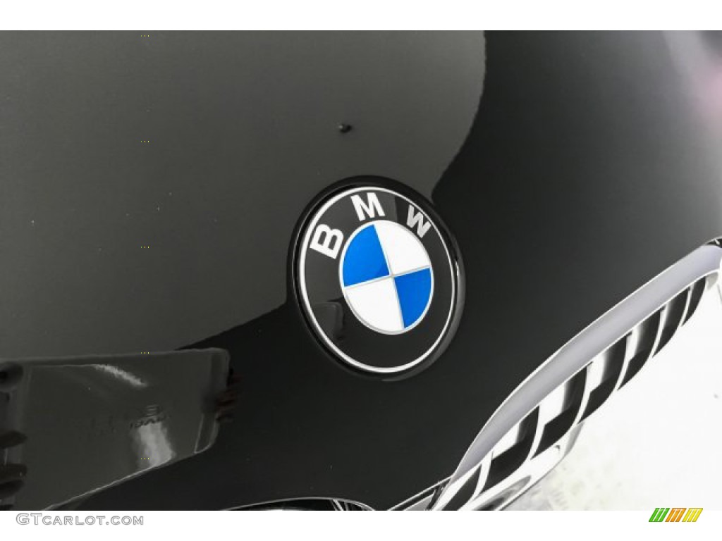 2019 X1 sDrive28i - Jet Black / Black photo #31