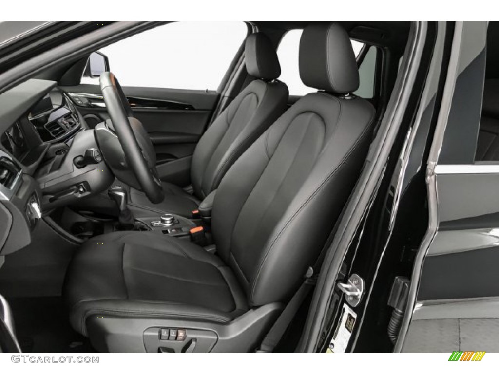 2019 X1 sDrive28i - Jet Black / Black photo #32