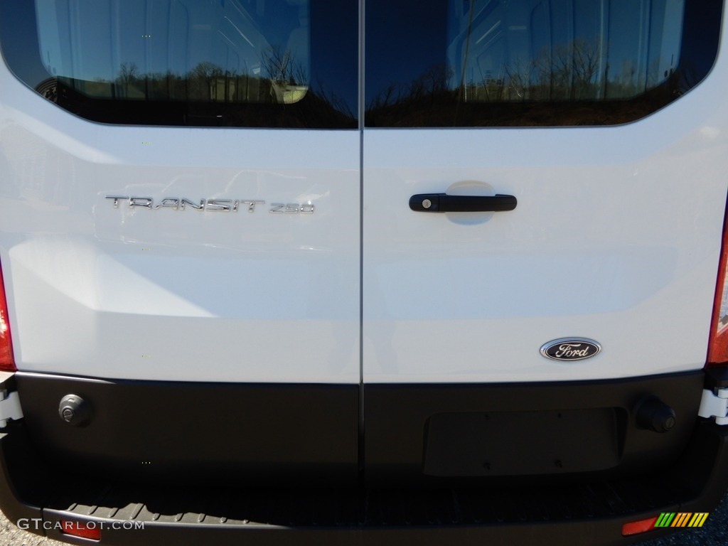 2019 Transit Van 250 HR Long - Oxford White / Pewter photo #7