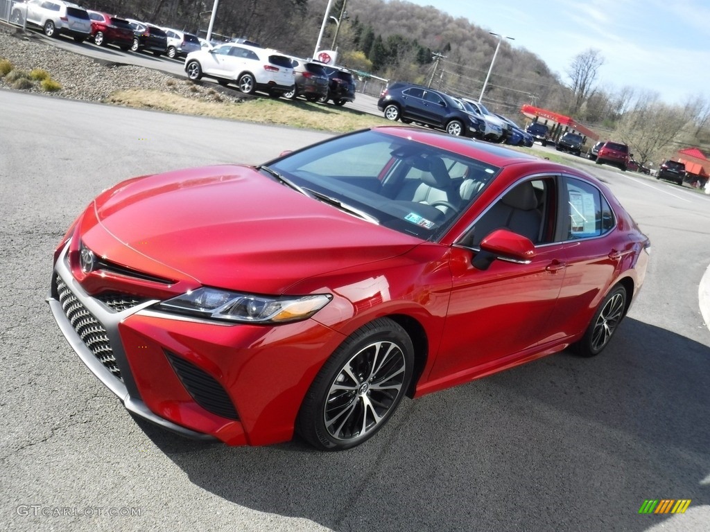 2019 Camry SE - Supersonic Red / Ash photo #6