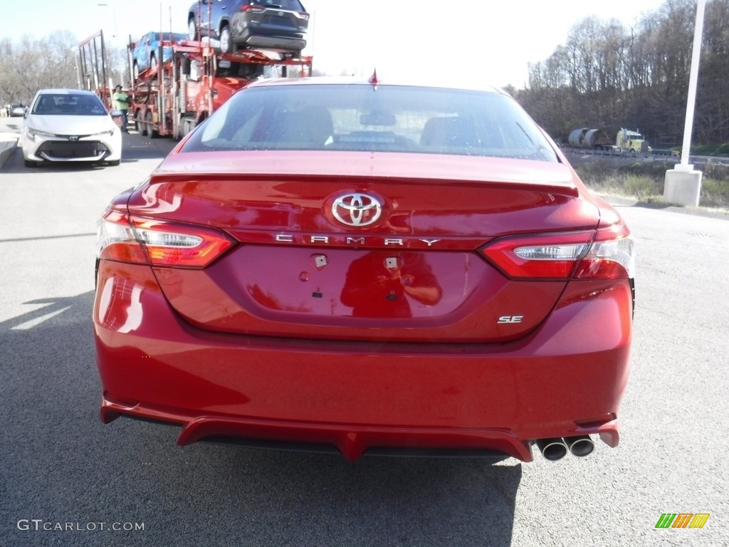 2019 Camry SE - Supersonic Red / Ash photo #9