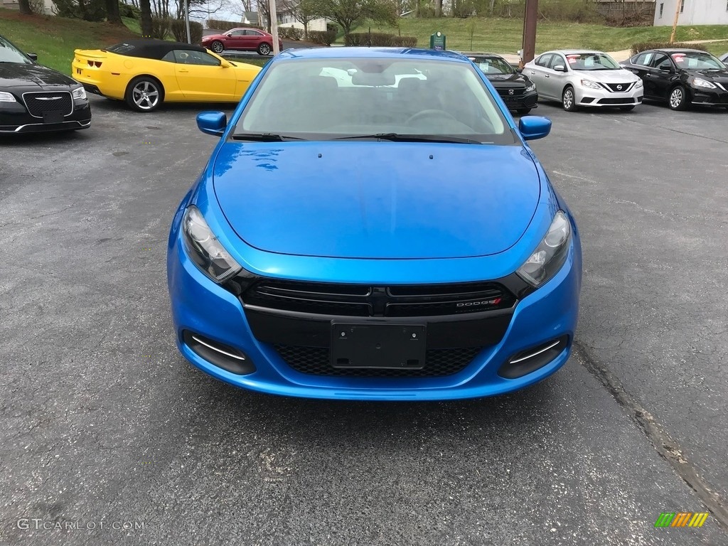 2016 Dart SE - Laser Blue Pearl / Black photo #3
