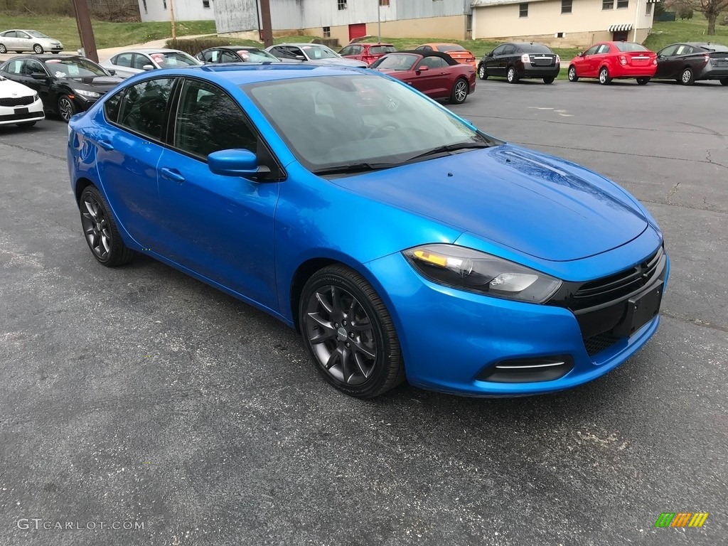 2016 Dart SE - Laser Blue Pearl / Black photo #4