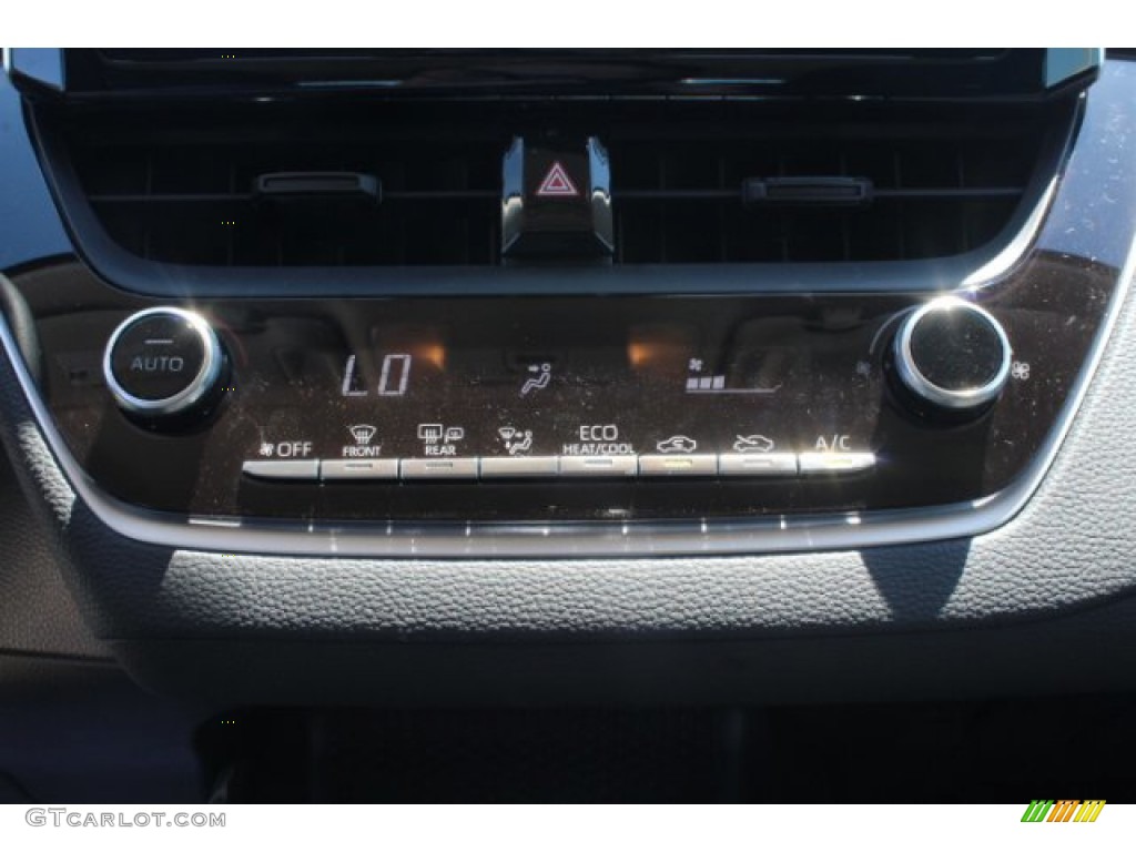 2020 Corolla LE - Classic Silver Metallic / Black photo #12