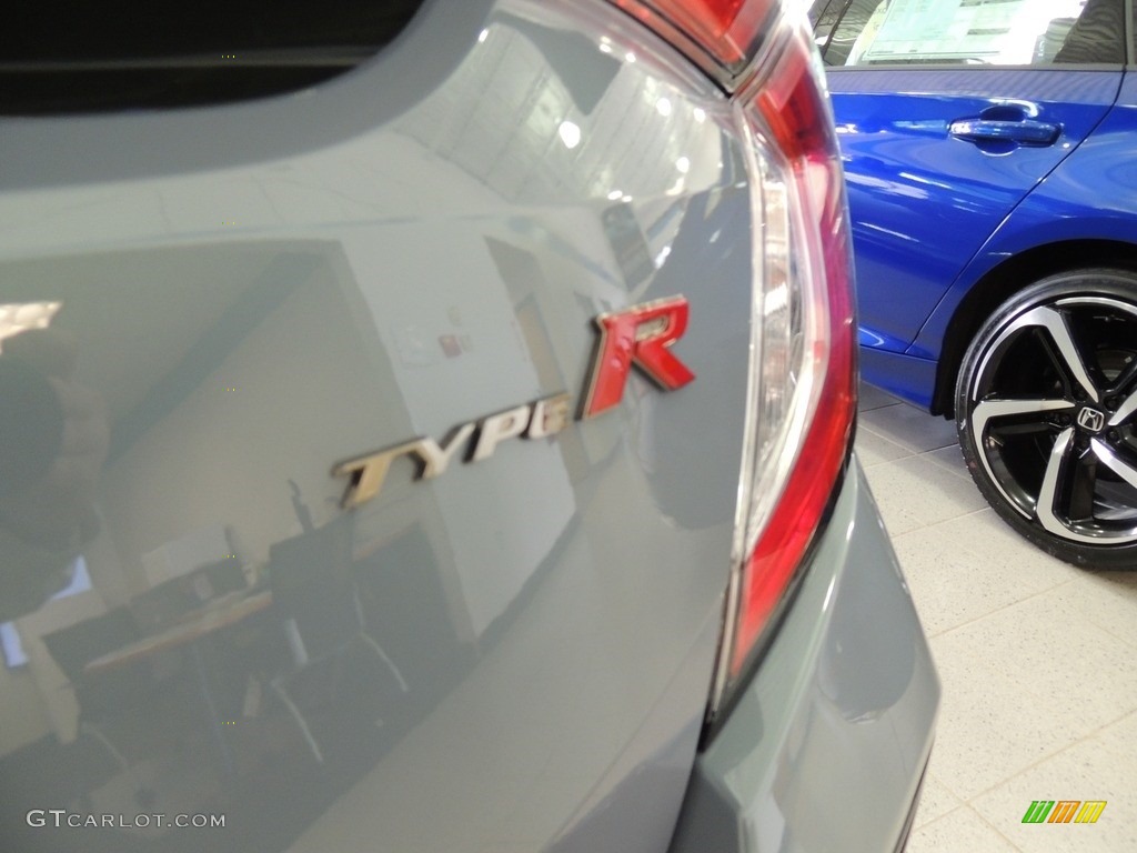 2019 Civic Type R - Sonic Gray Pearl / Black/Red photo #16