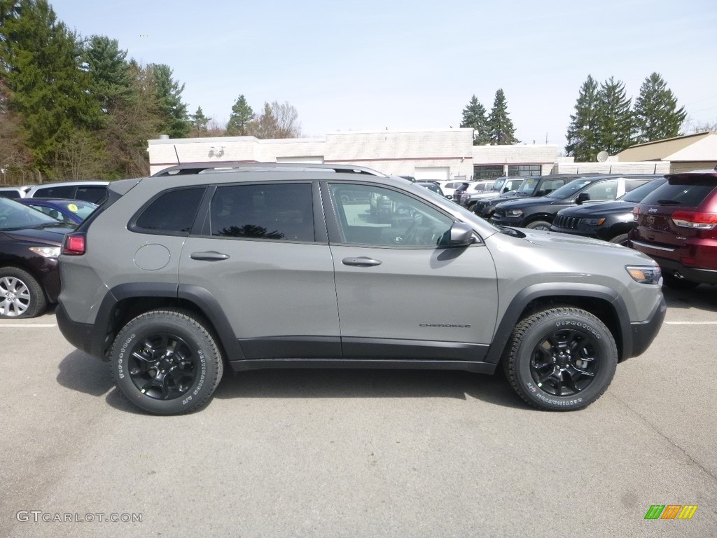 Sting-Gray 2019 Jeep Cherokee Trailhawk 4x4 Exterior Photo #132819615