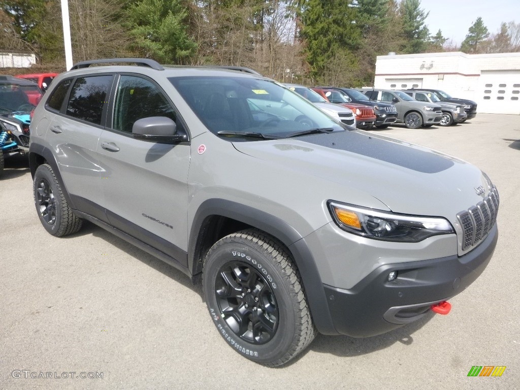 Sting-Gray 2019 Jeep Cherokee Trailhawk 4x4 Exterior Photo #132819639
