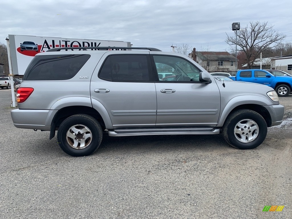 2004 Sequoia SR5 4x4 - Silver Sky Metallic / Oak photo #2