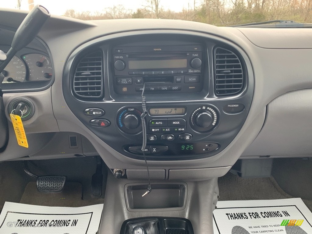 2004 Sequoia SR5 4x4 - Silver Sky Metallic / Oak photo #15