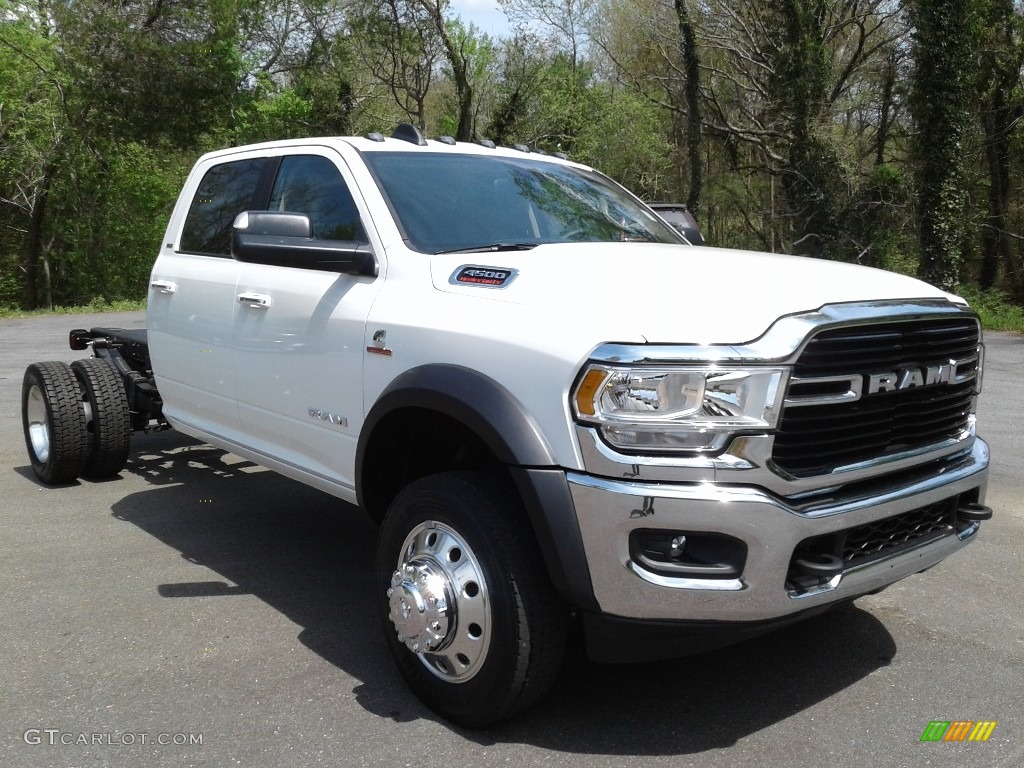 Bright White 2019 Ram 4500 SLT Crew Cab 4x4 Chassis Exterior Photo #132822237