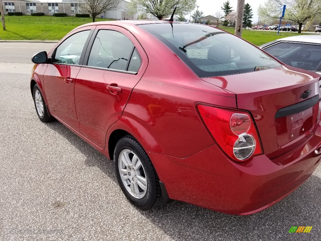 2013 Sonic LT Sedan - Victory Red / Jet Black/Dark Titanium photo #4