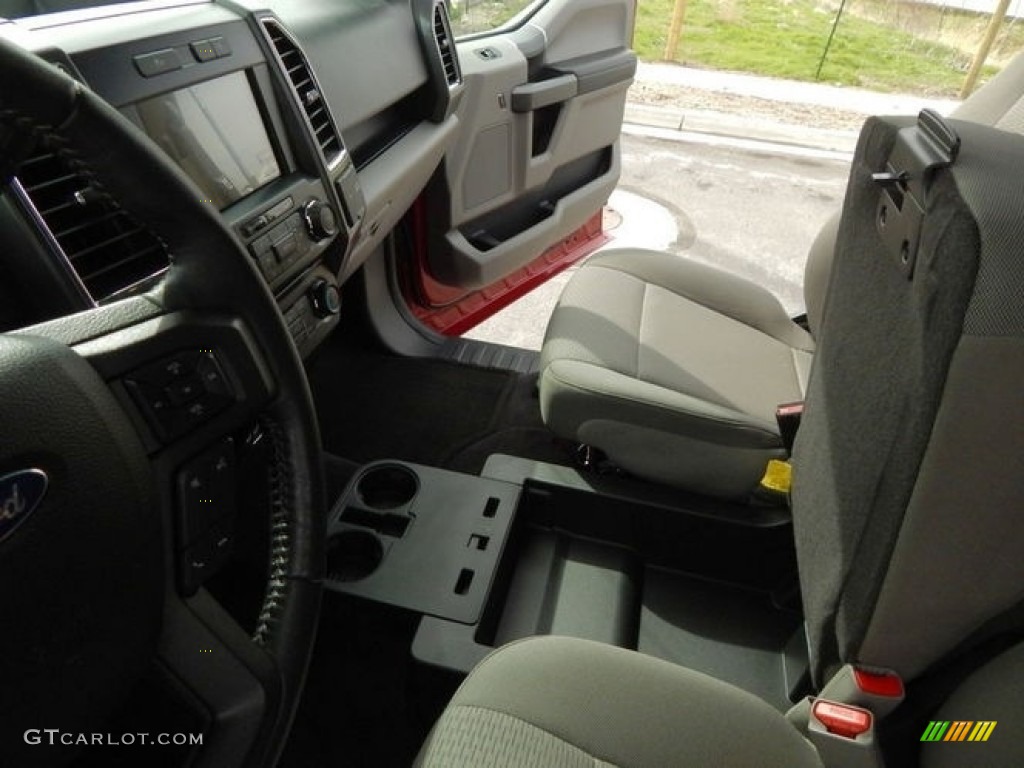 2017 F150 XLT SuperCab 4x4 - Ruby Red / Earth Gray photo #13