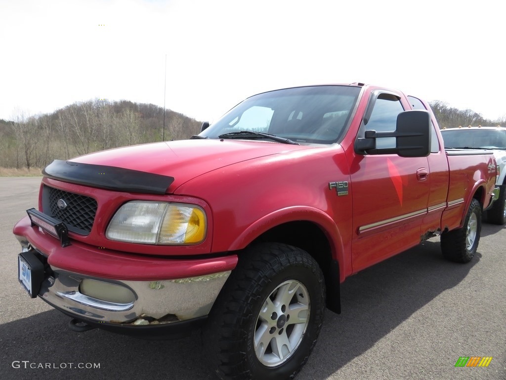 1998 F150 XLT SuperCab 4x4 - Bright Red / Medium Graphite photo #9