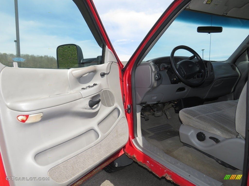 1998 F150 XLT SuperCab 4x4 - Bright Red / Medium Graphite photo #10