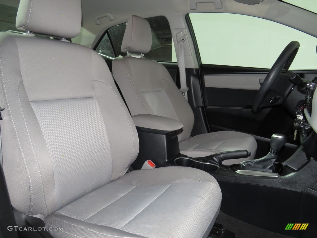 2016 Corolla LE - 4Evergreen Mica / Ash photo #19