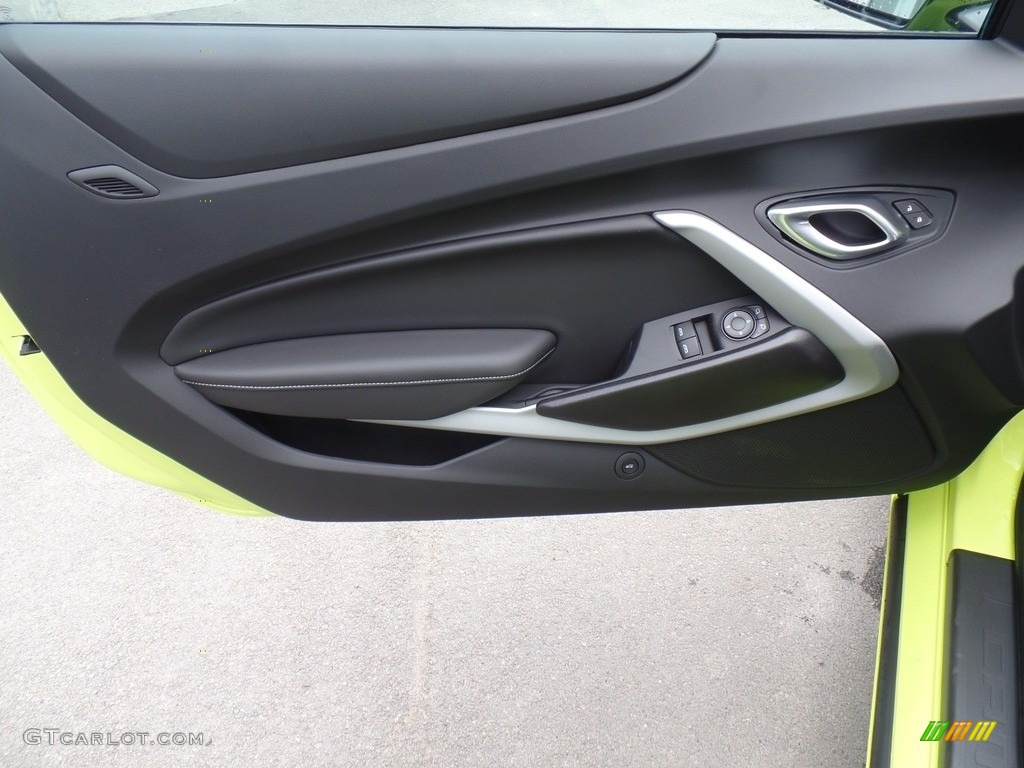 2019 Chevrolet Camaro RS Coupe Jet Black Door Panel Photo #132837531