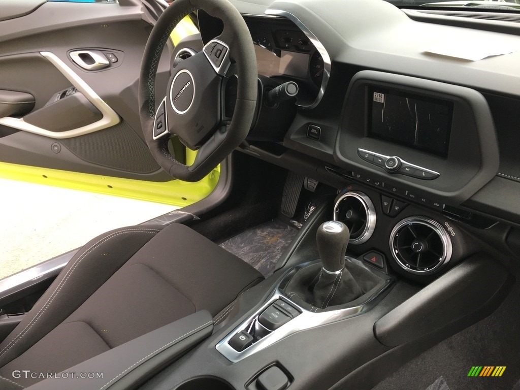 2019 Chevrolet Camaro RS Coupe Controls Photo #132838554