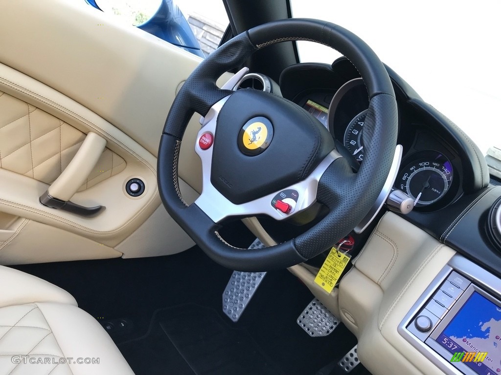 2013 Ferrari California 30 Crema Steering Wheel Photo #132839442