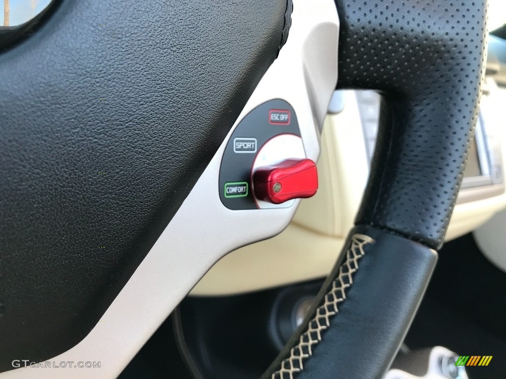 2013 Ferrari California 30 Steering Wheel Photos
