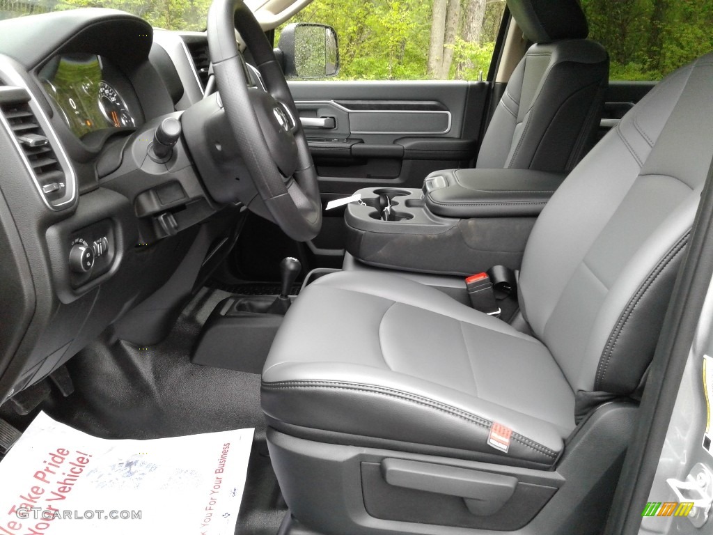 Black/Diesel Gray Interior 2019 Ram 5500 SLT Crew Cab 4x4 Chassis Photo #132839625