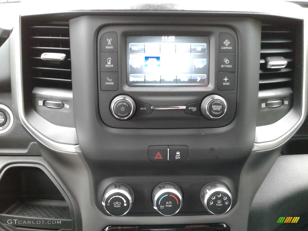 2019 Ram 5500 SLT Crew Cab 4x4 Chassis Controls Photo #132839820